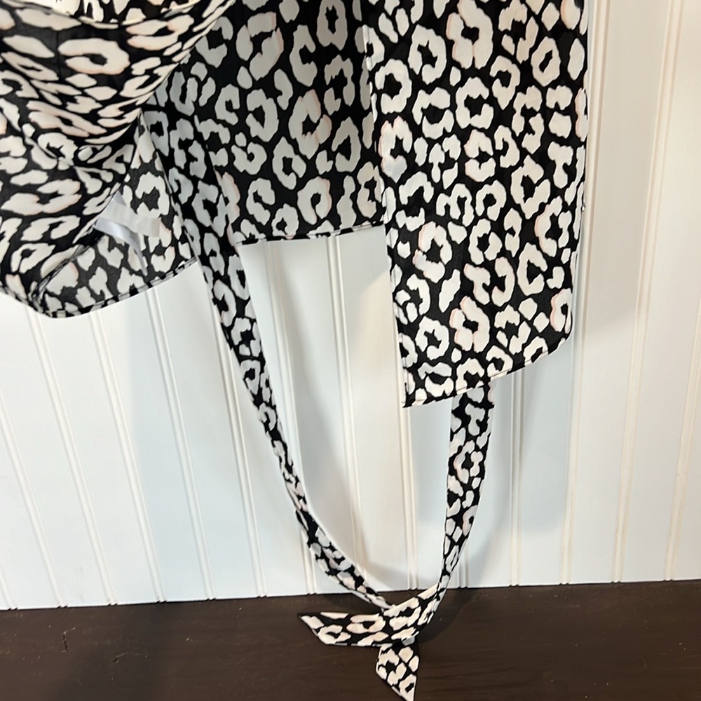 Express Leopard Print Tank - Picture 6 of 8